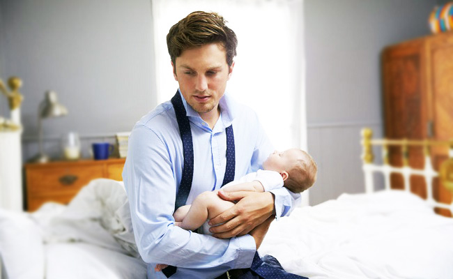 مردانی که به تازگی پدر شده‌اند هم افسردگی می‌گیرند